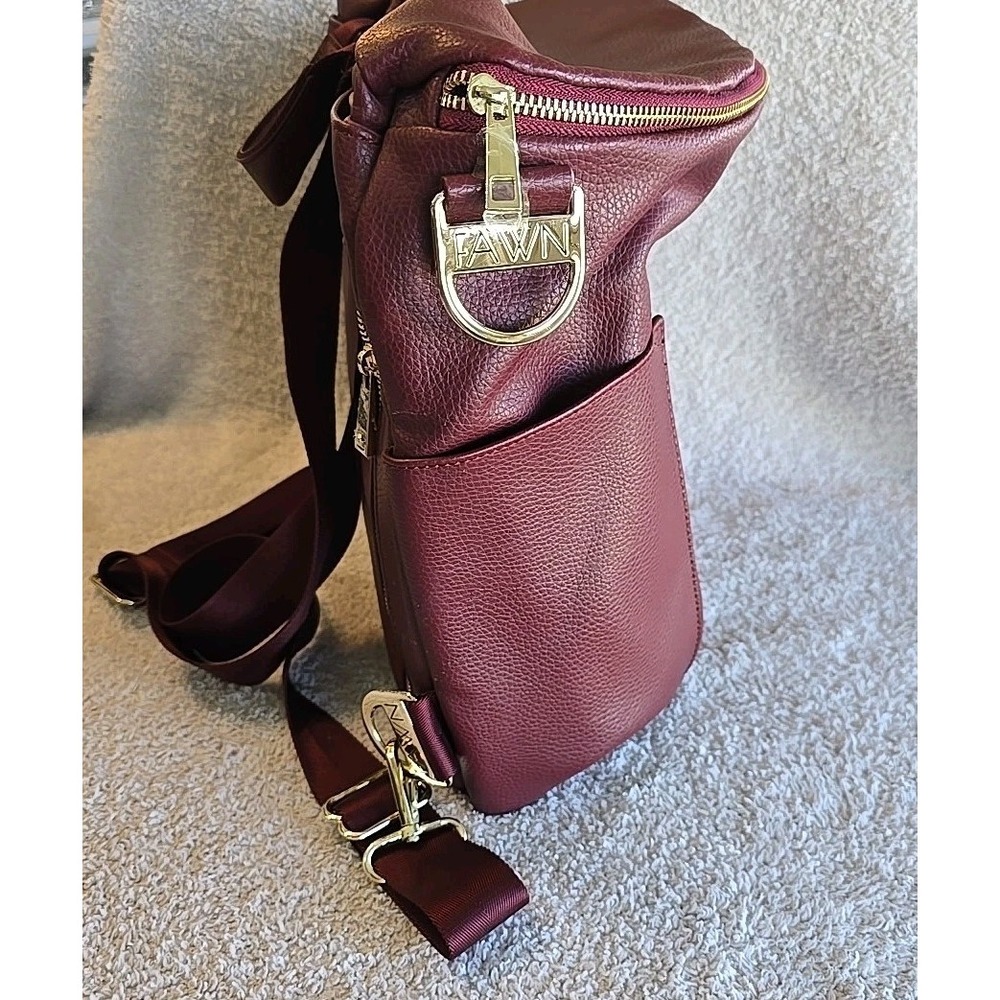 Fawn Design Diaper Bag and Backpack Color: Burgundy Pockets Strap New - Picture 8 of 16
